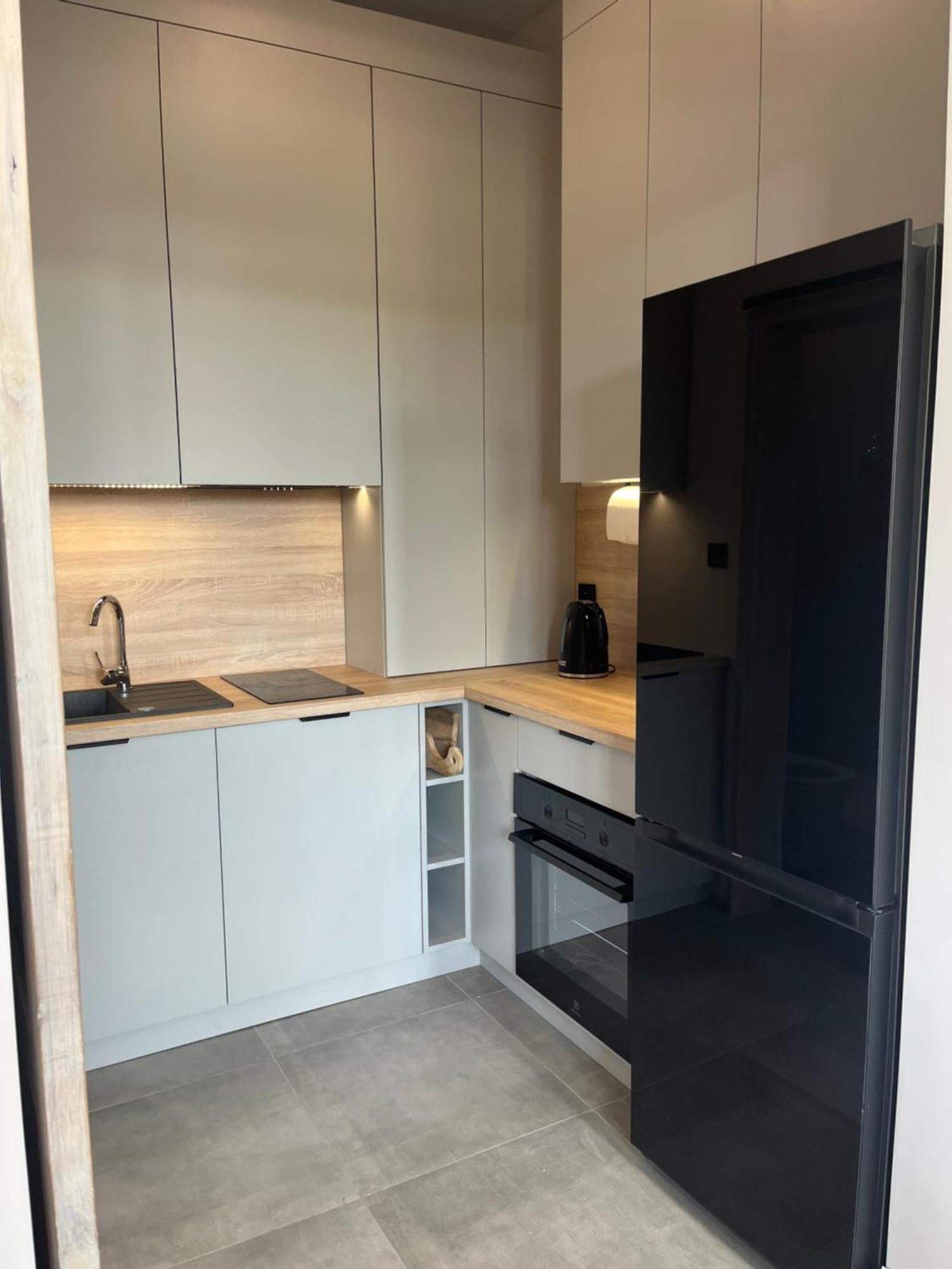 Neighbourhood Apartment