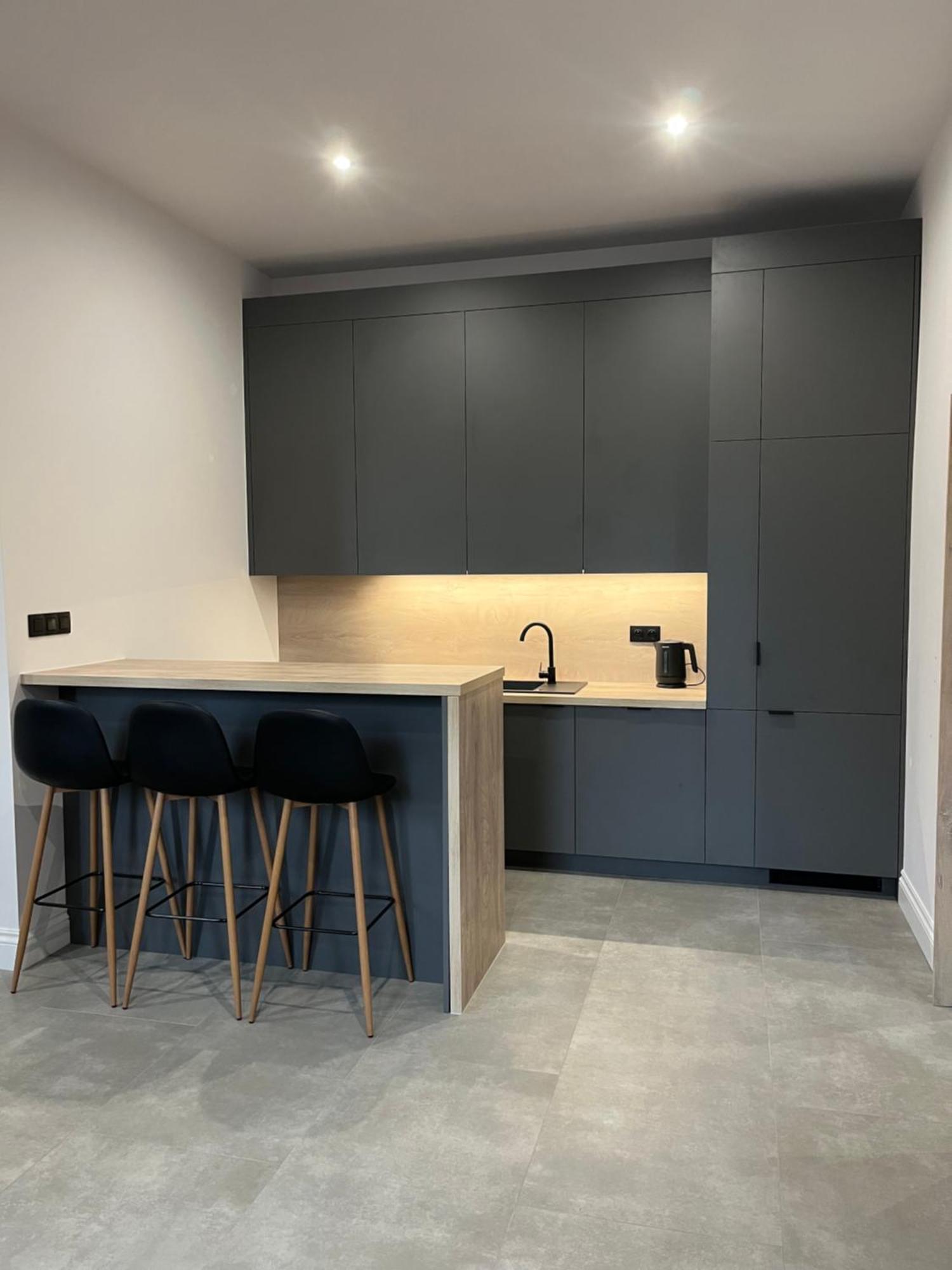Neighbourhood Apartment